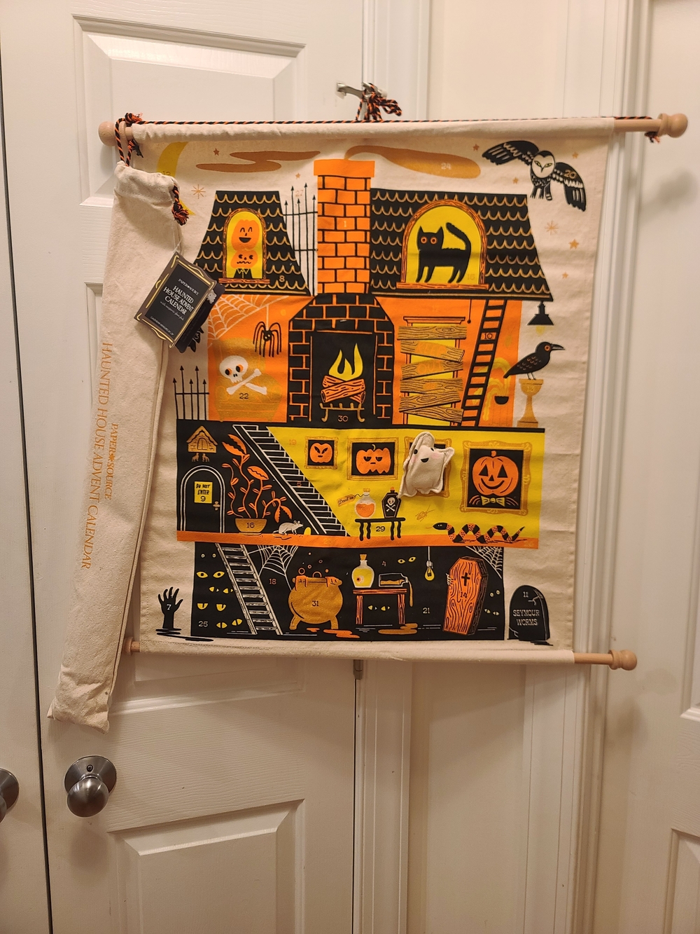 Haunted House Wall Hanging - Orange & Black Home Wall Decor Advent Calander